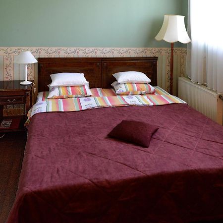 Birinu Pils Hotell Bīriņi Exteriör bild